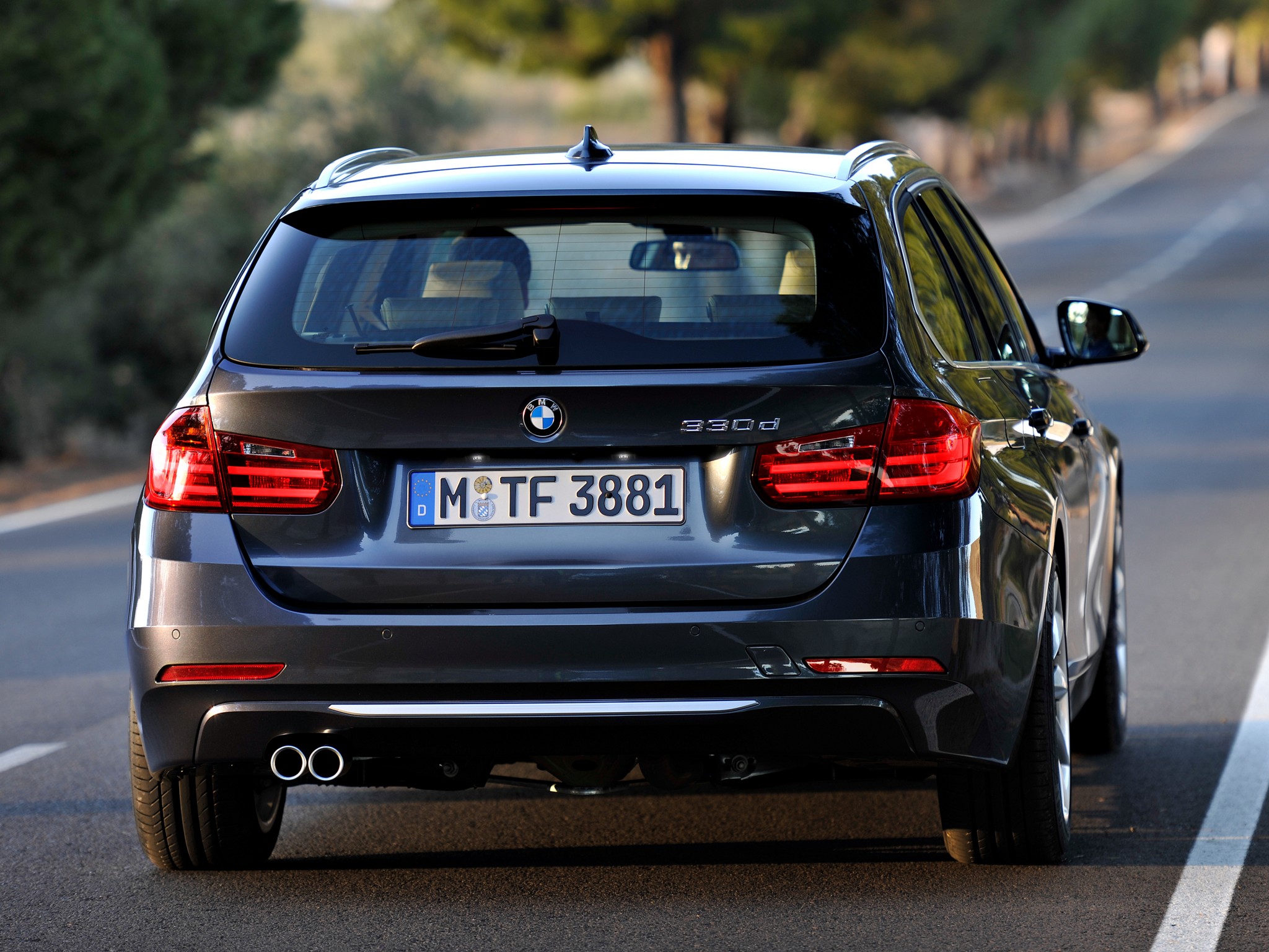 Bmw 3 Series Touring photo 15