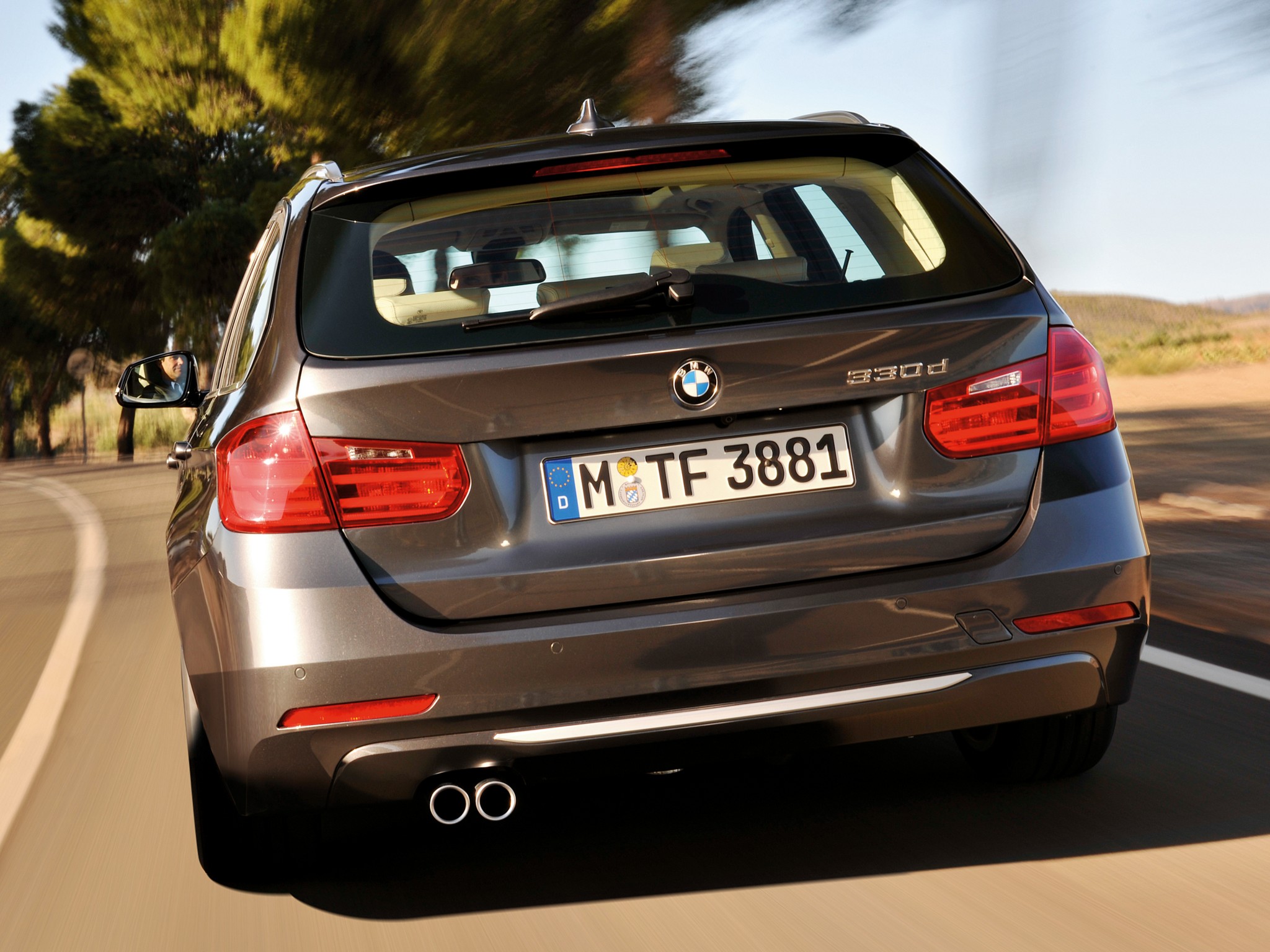 Bmw 3 Series Touring photo 21