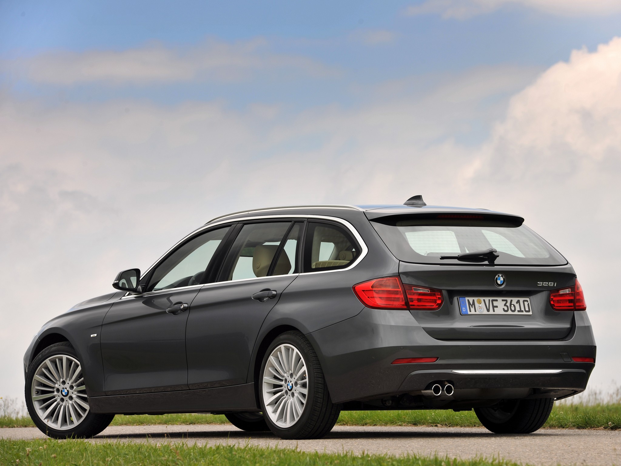 Bmw 3 Series Touring photo 37