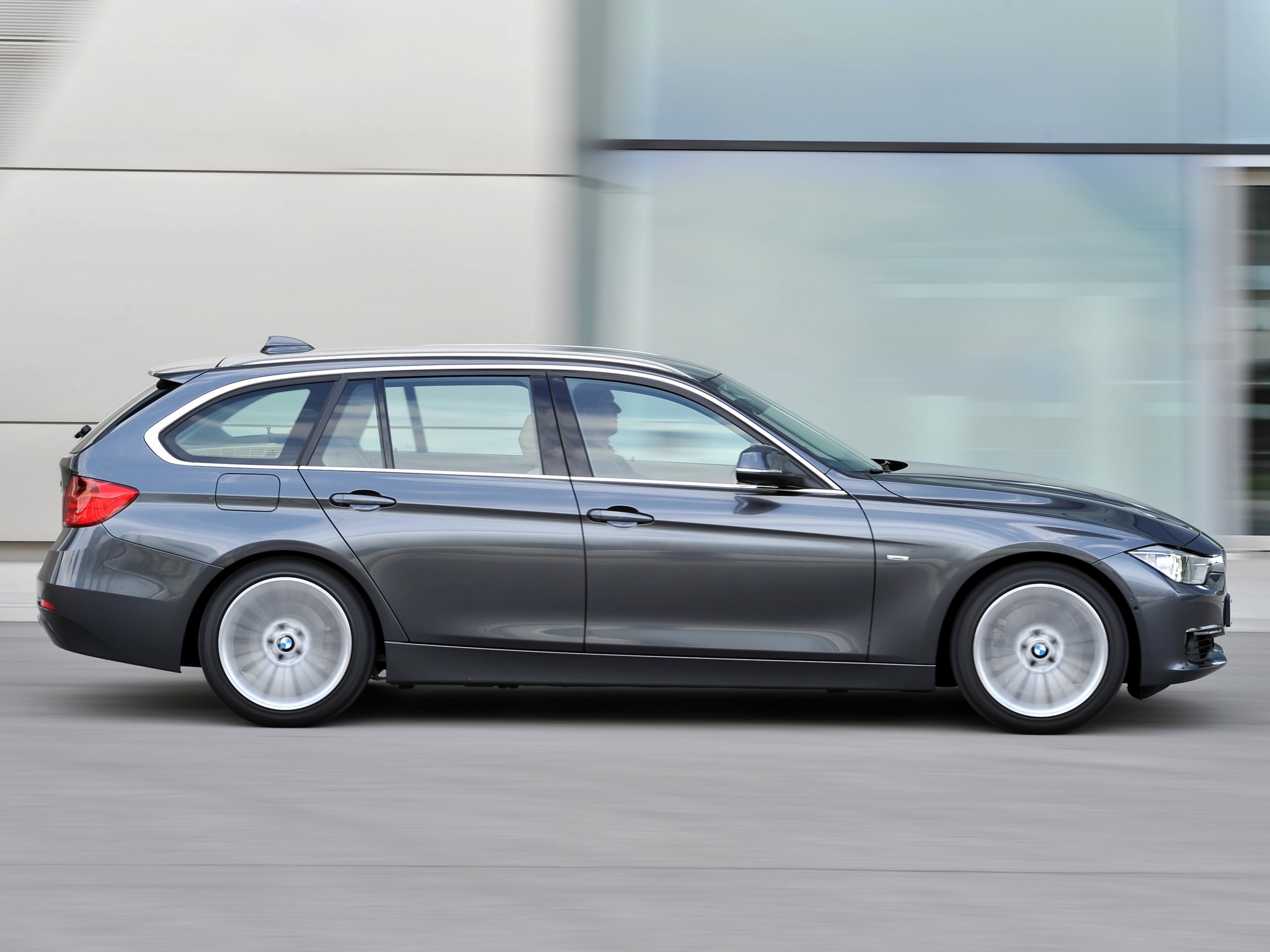 Bmw 3 Series Touring photo 40