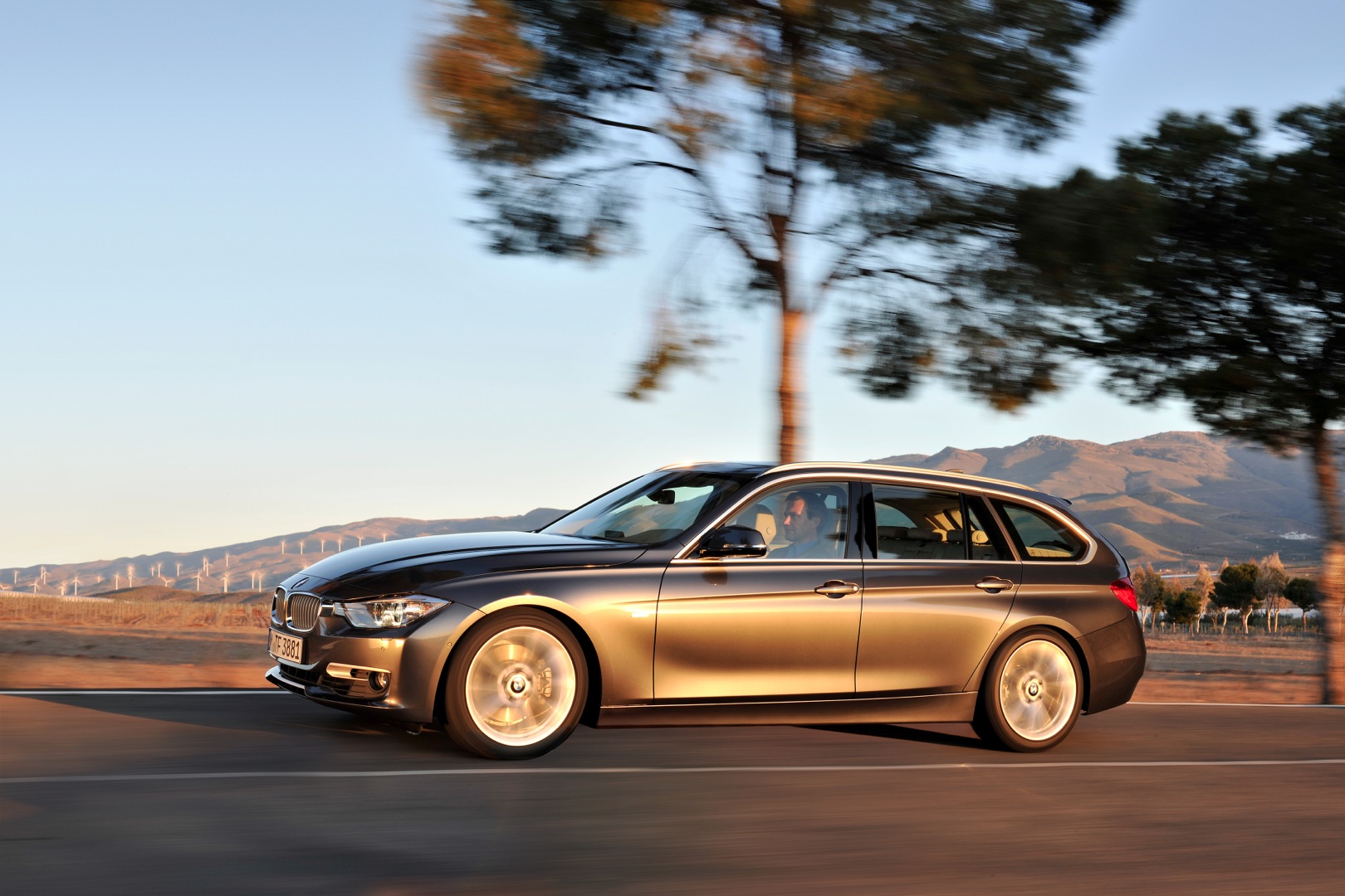 Bmw 3 Series Touring photo 6