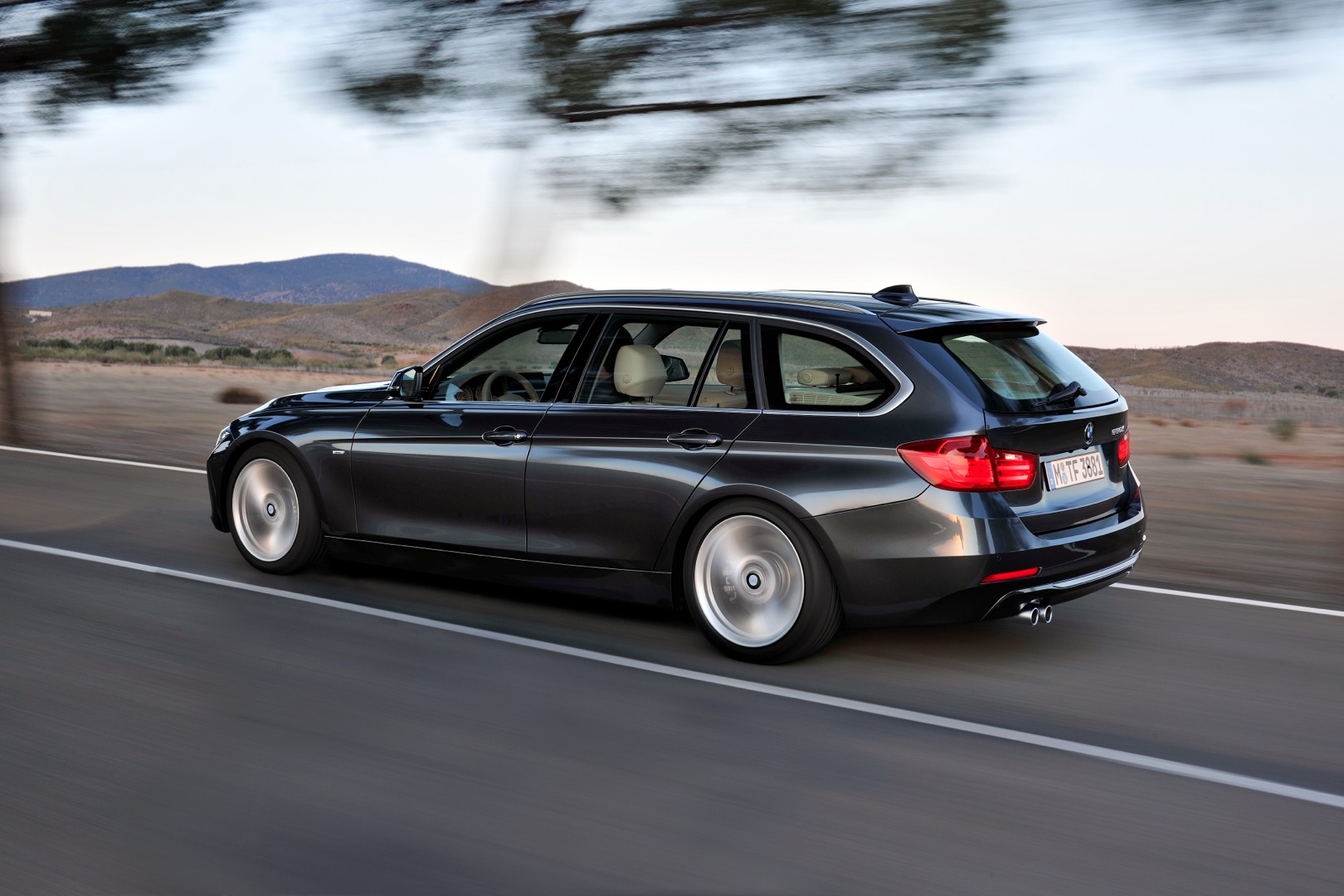 Bmw 3 Series Touring photo 7