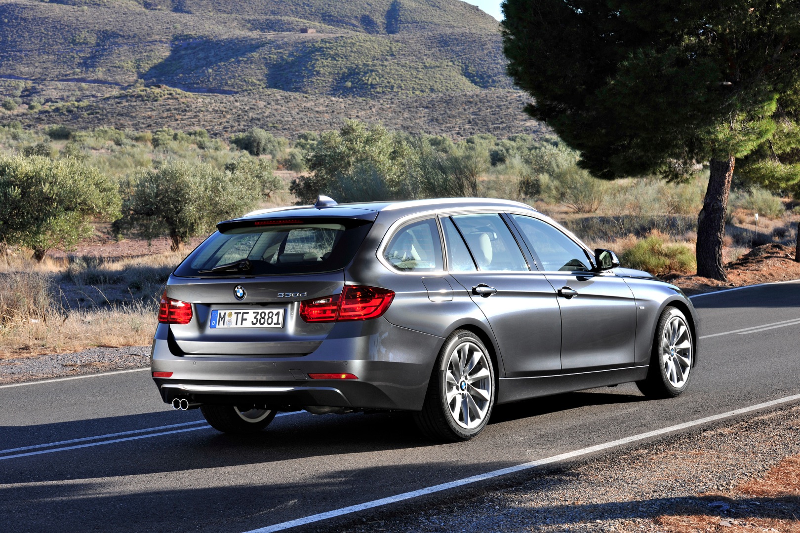 Bmw 3 Series Touring photo 9