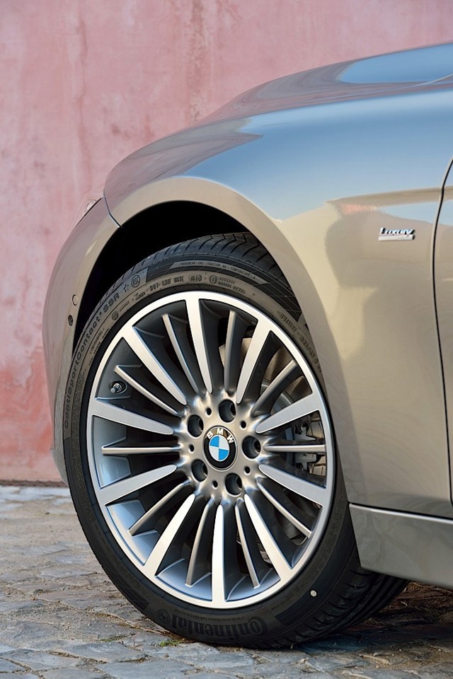 Bmw 3 Series Touring photo 4