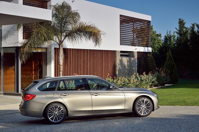 Bmw 3 Series Touring photo 10