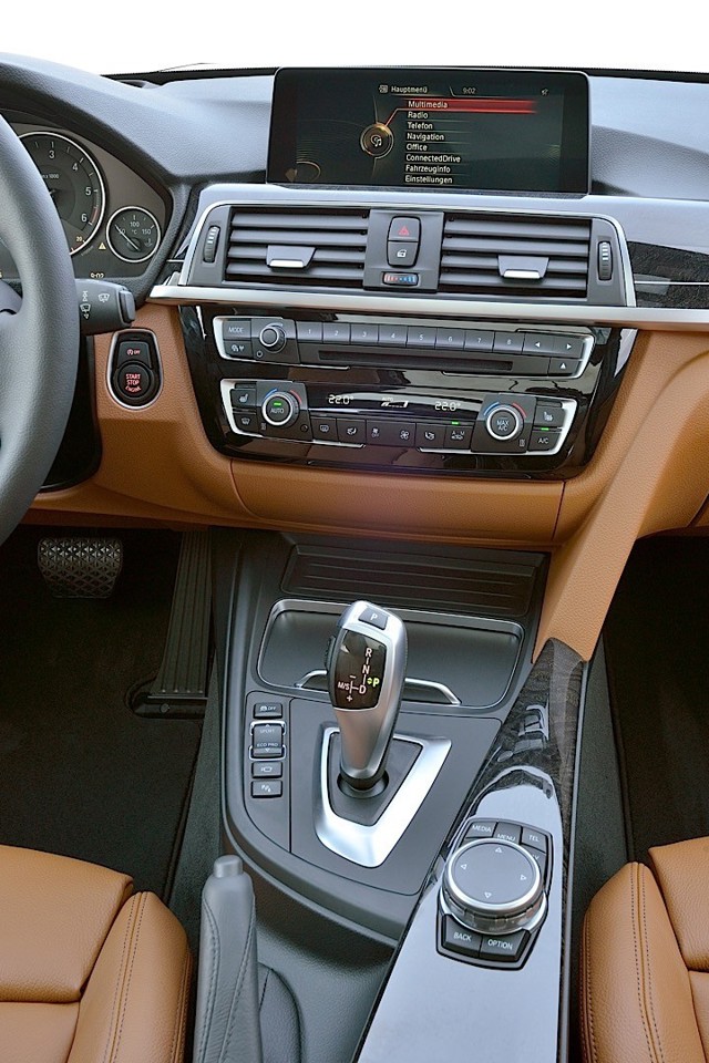 Bmw 3 Series Touring photo 39