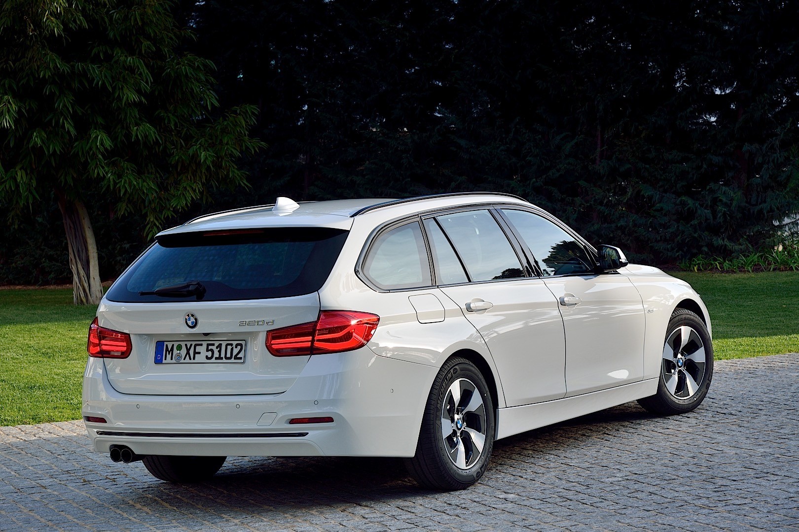Bmw 3 Series Touring photo 26
