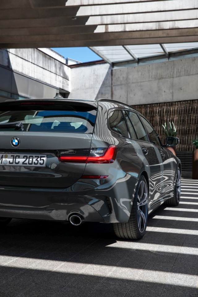 Bmw 3 Series Touring foto 82