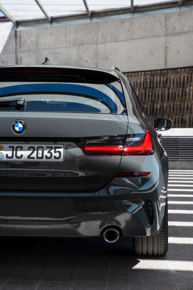 Bmw 3 Series Touring foto 83