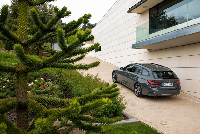 Bmw 3 Series Touring foto 86