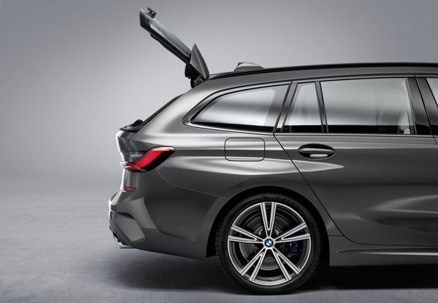 Bmw 3 Series Touring foto 110