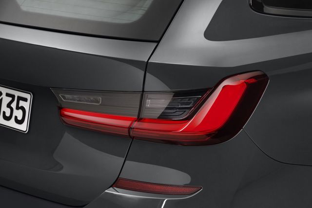 Bmw 3 Series Touring foto 112