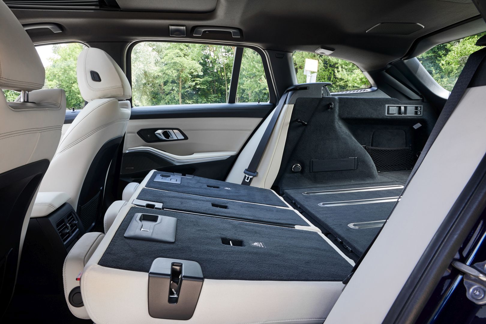 Bmw 3 Series Touring photo 213