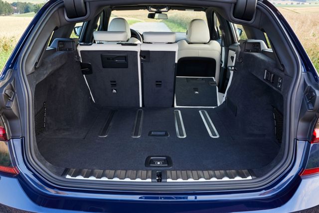 Bmw 3 Series Touring foto 217