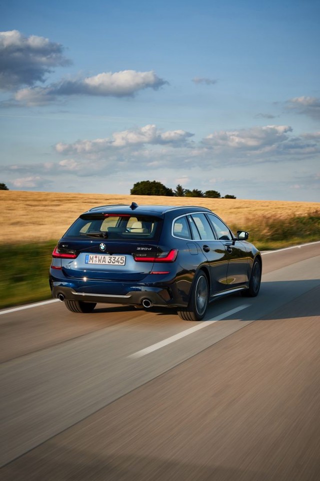 Bmw 3 Series Touring foto 118