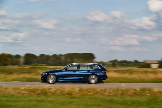 Bmw 3 Series Touring foto 124