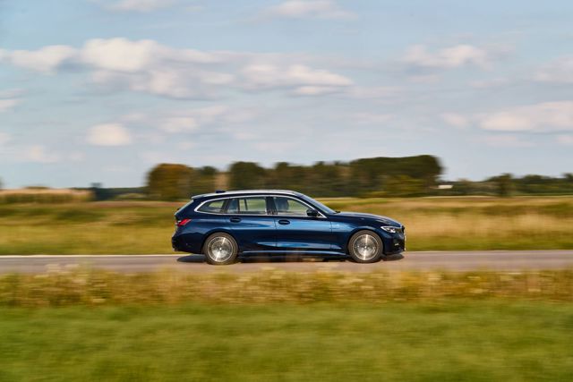 Bmw 3 Series Touring foto 125