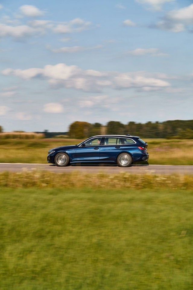 Bmw 3 Series Touring foto 127