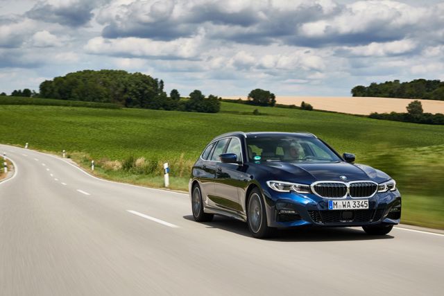 Bmw 3 Series Touring foto 135