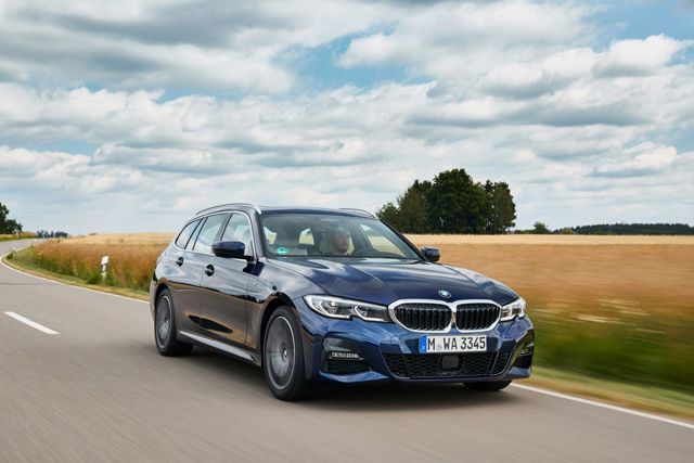 Bmw 3 Series Touring foto 137