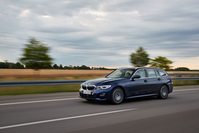 Bmw 3 Series Touring foto 141