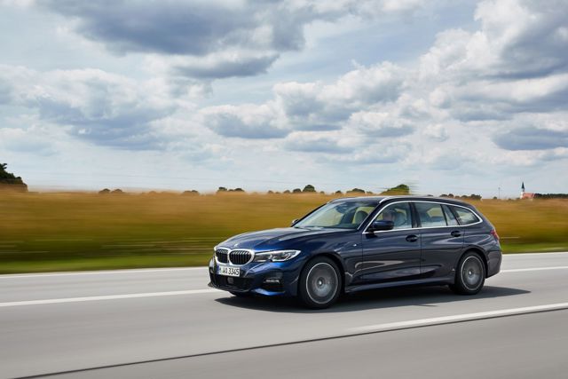 Bmw 3 Series Touring foto 144
