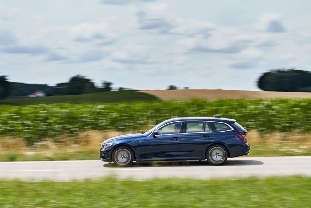 Bmw 3 Series Touring foto 146