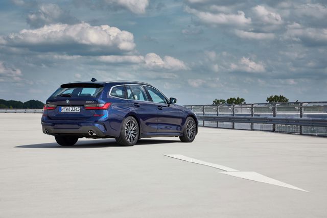 Bmw 3 Series Touring foto 153