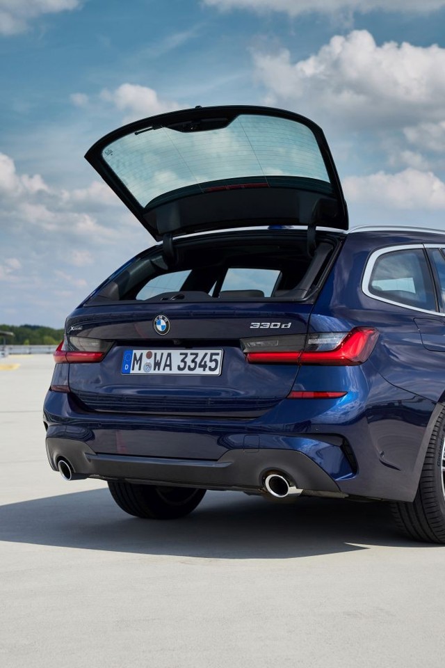 Bmw 3 Series Touring foto 157
