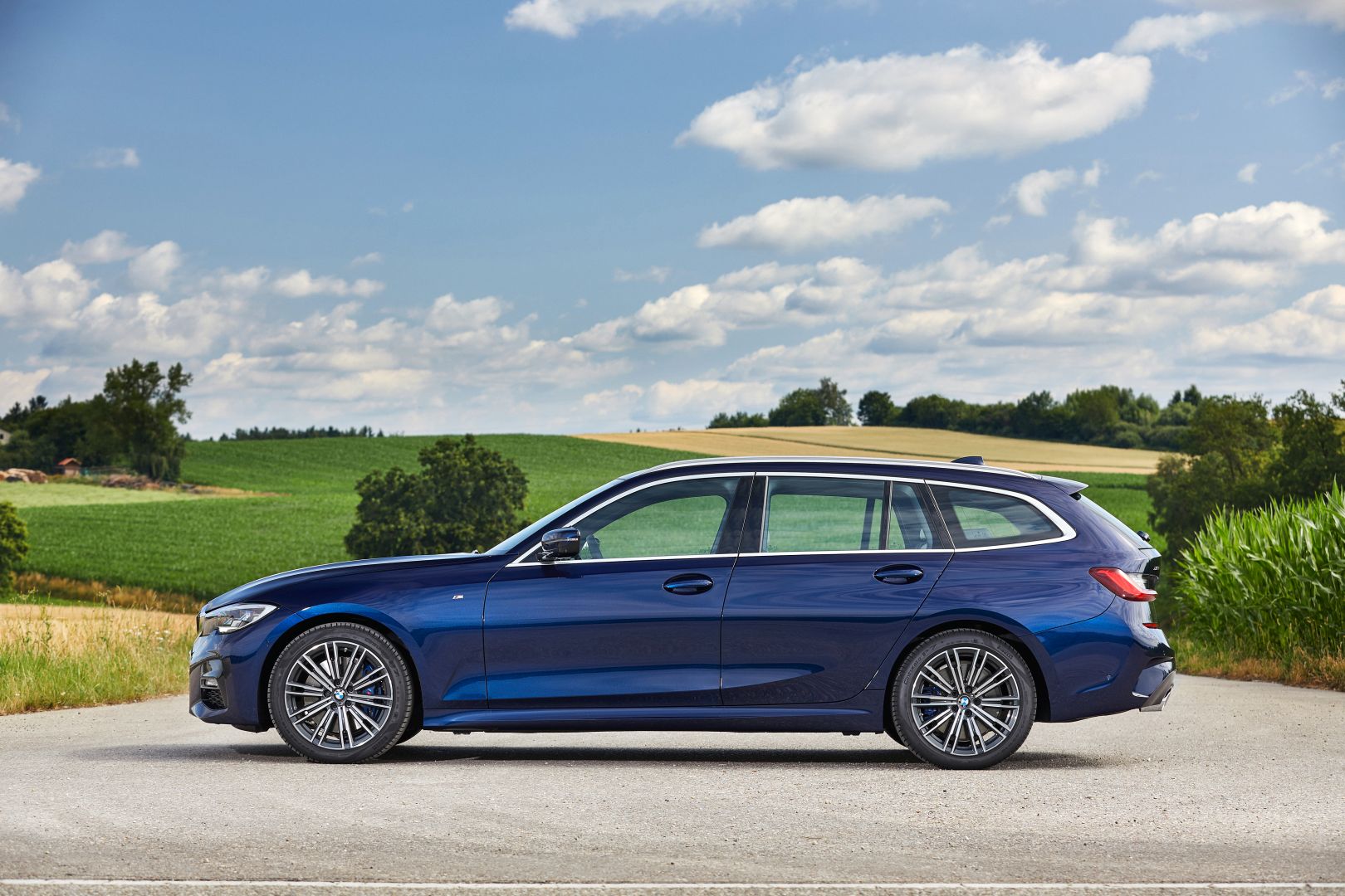 Bmw 3 Series Touring photo 179