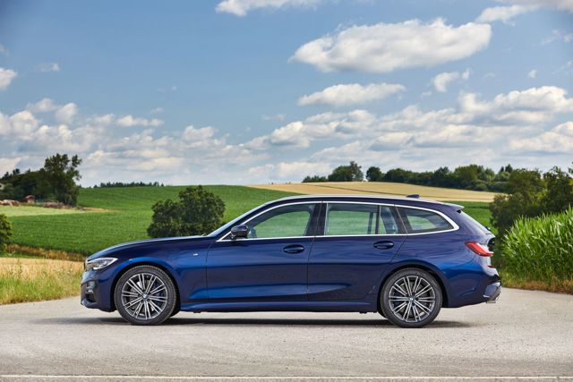 Bmw 3 Series Touring foto 179