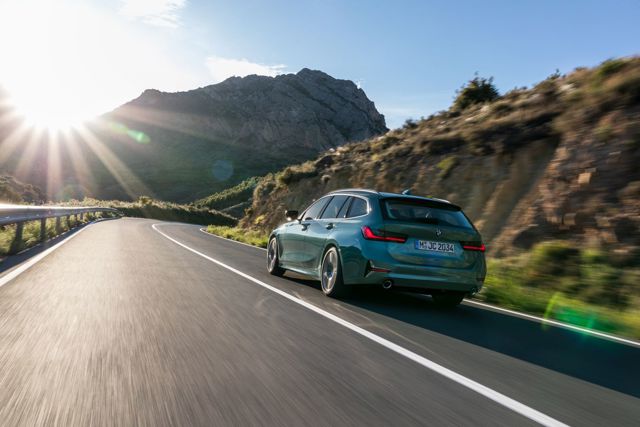 Bmw 3 Series Touring foto 9