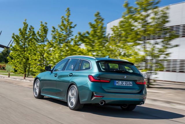 Bmw 3 Series Touring foto 16