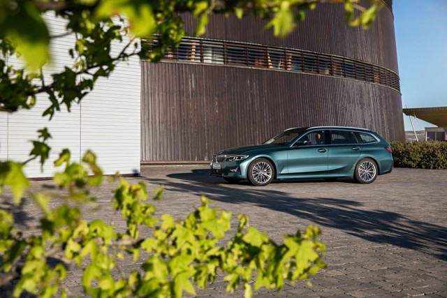 Bmw 3 Series Touring foto 18