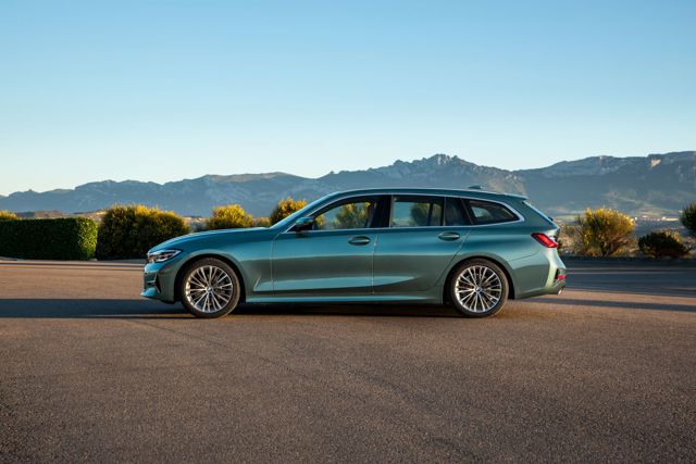 Bmw 3 Series Touring foto 22