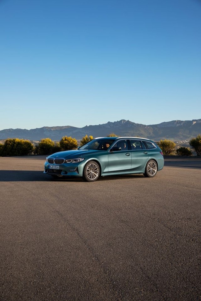 Bmw 3 Series Touring foto 24