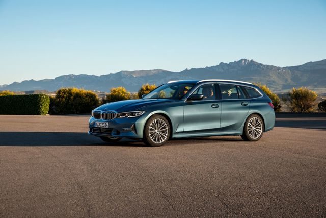 Bmw 3 Series Touring foto 25