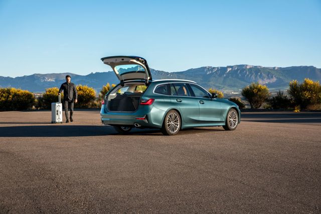 Bmw 3 Series Touring foto 28