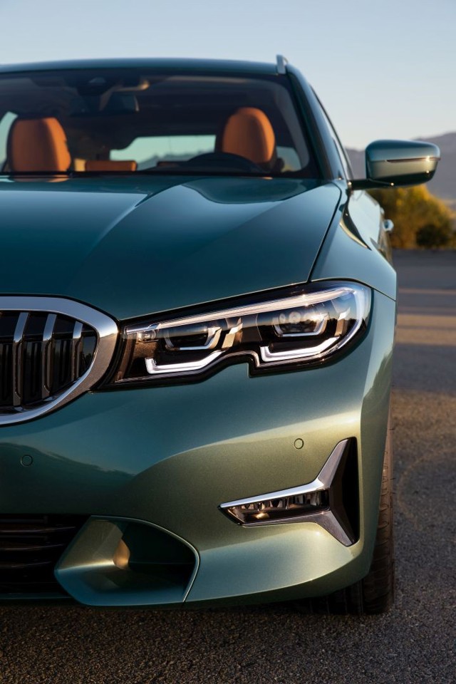 Bmw 3 Series Touring foto 39