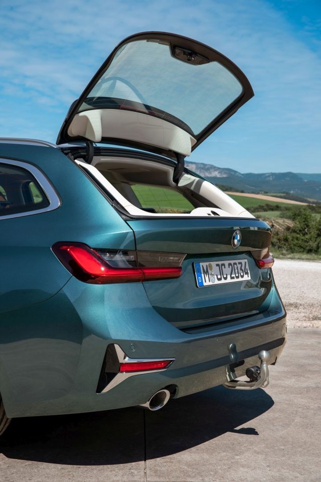 Bmw 3 Series Touring foto 41