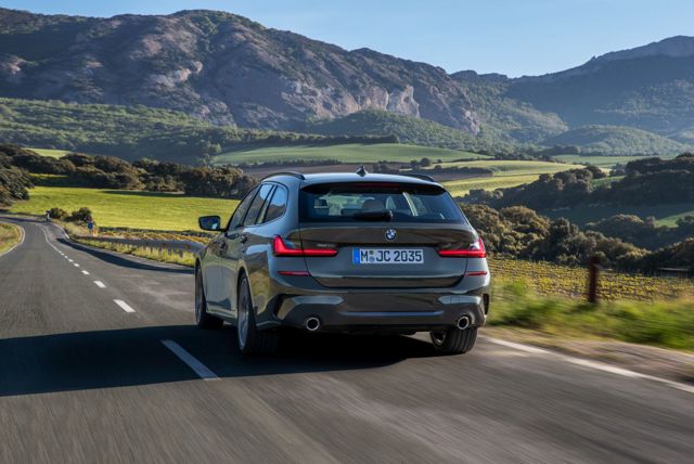 Bmw 3 Series Touring foto 51