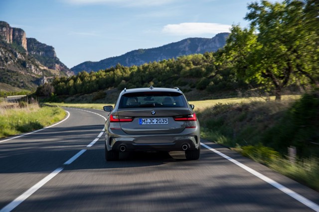 Bmw 3 Series Touring foto 52