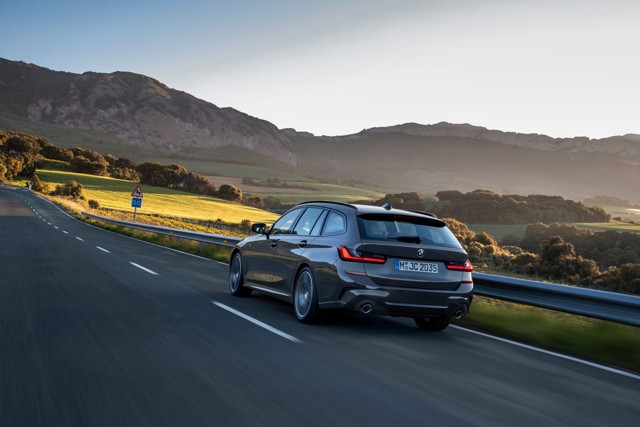 Bmw 3 Series Touring foto 58