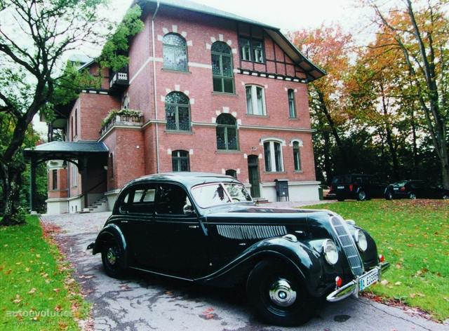 Bmw 335 photo 2