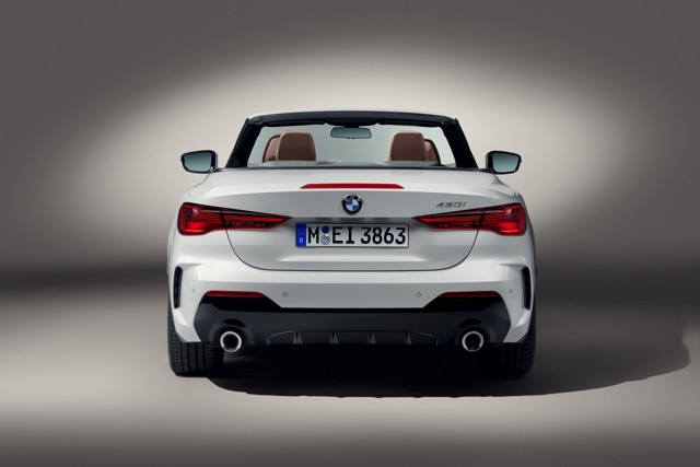 Bmw 4 Series Convertible foto 12