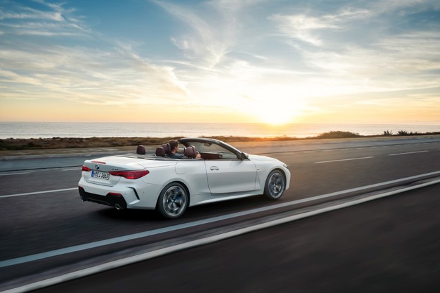 Bmw 4 Series Convertible foto 18