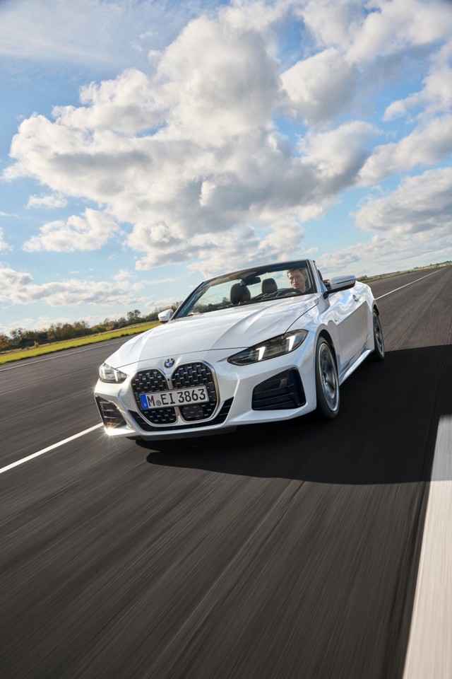 Bmw 4 Series Convertible foto 28
