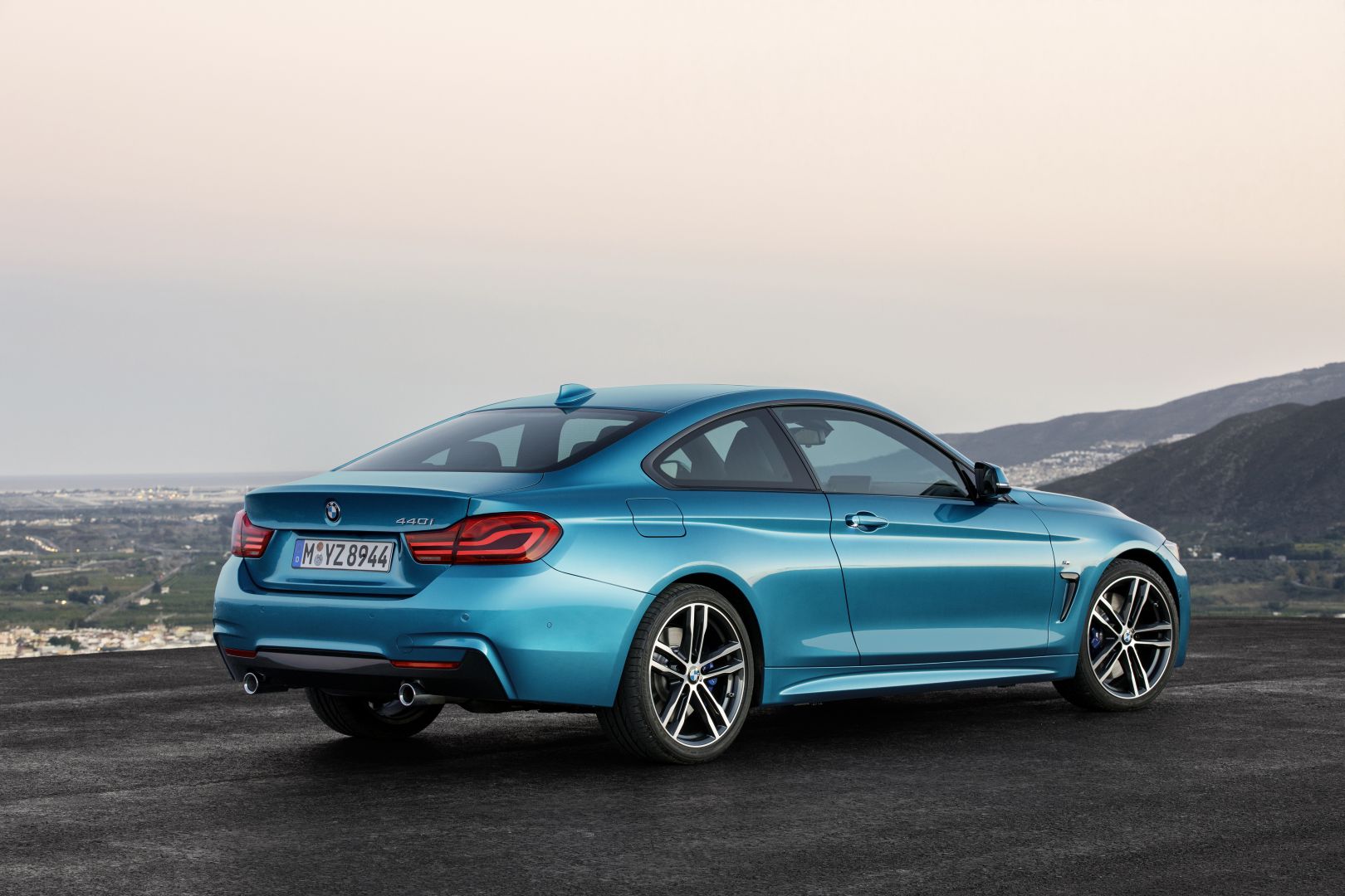 Bmw 4 Series Coupe photo 4