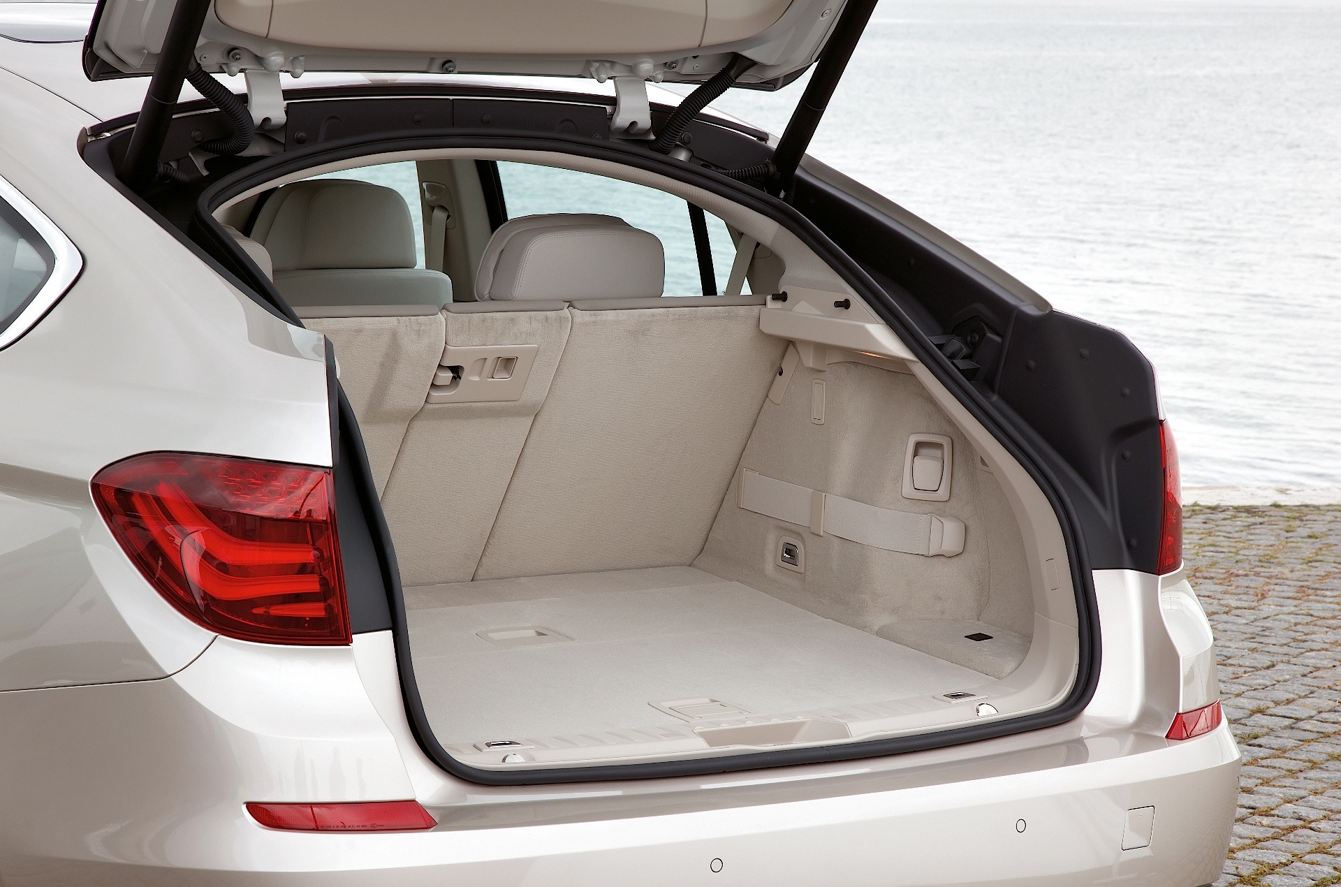 Bmw 5 Series Gran Turismo photo 67