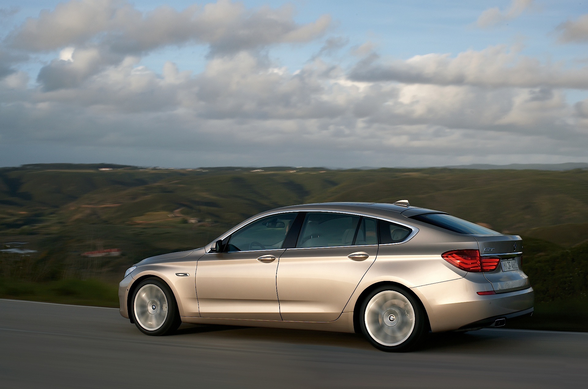 Bmw 5 Series Gran Turismo photo 23